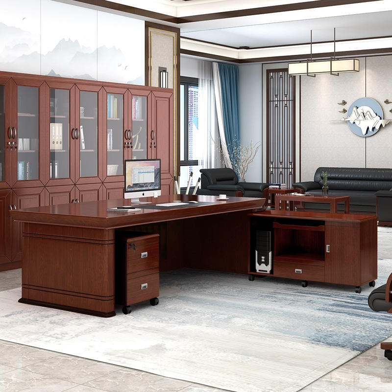 Spacious 2m executive office desk
