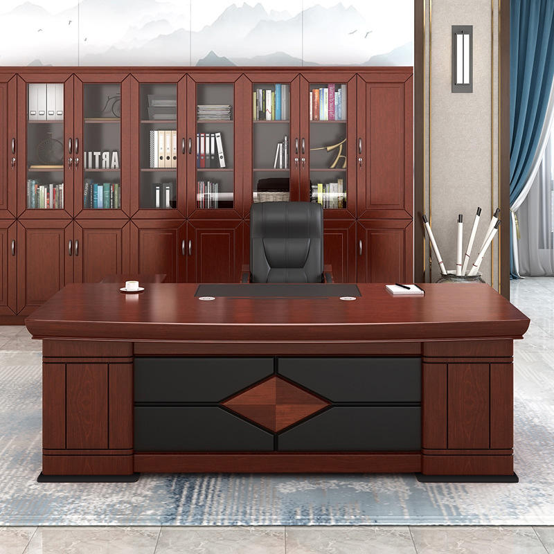 Spacious 2m executive office desk