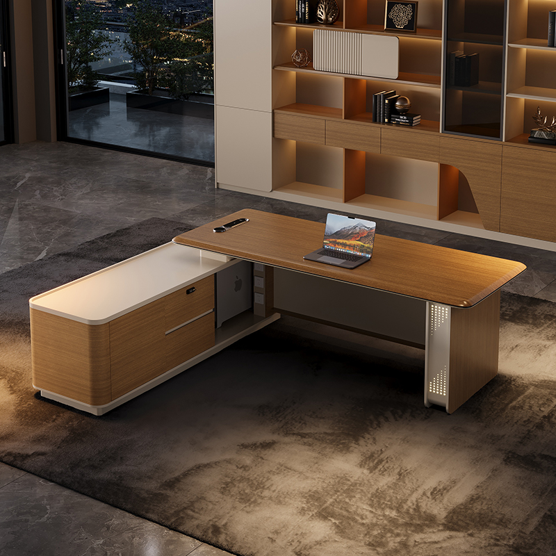 2.2M Advanced Executive Desk in Nairobi Kenya
