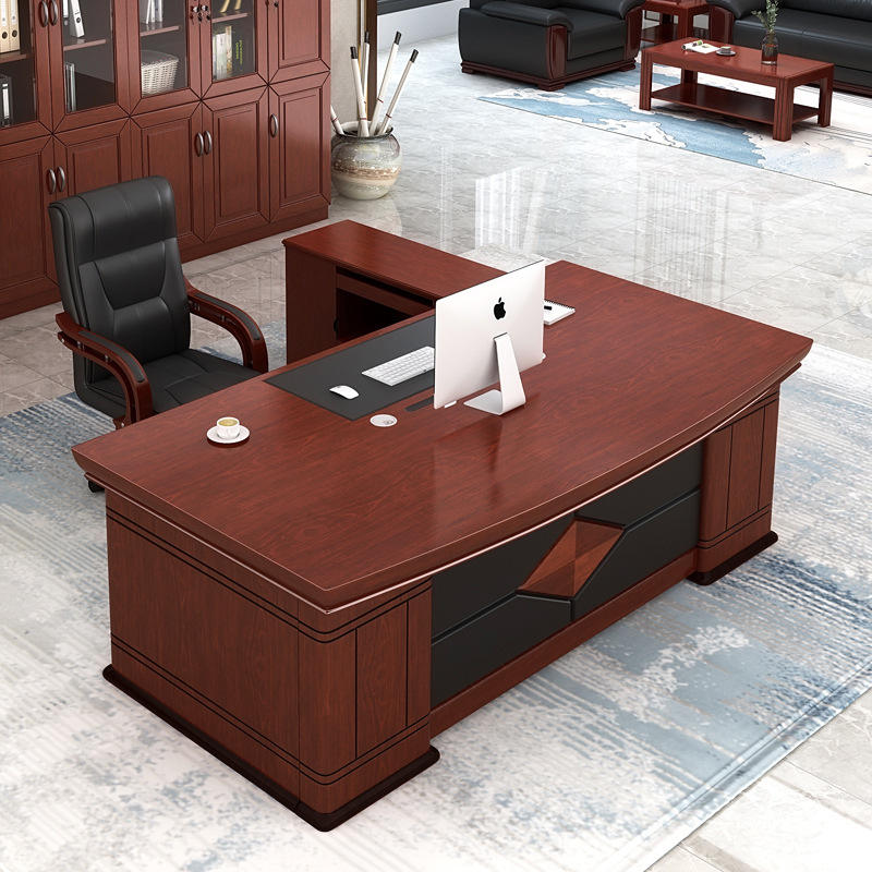 Spacious 2m executive office desk