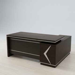 1.8M advanced office desk in Kenya